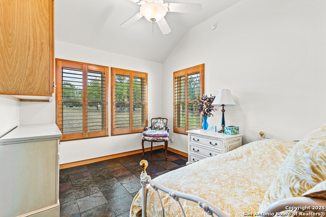 Image 21 of 41 For 8101 Ozark  