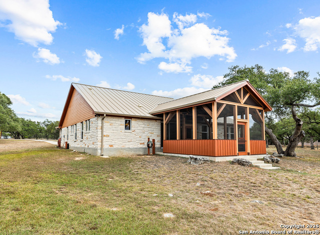 Image 36 of 41 For 8101 Ozark  