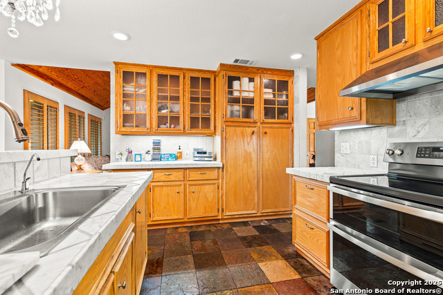 Image 8 of 41 For 8101 Ozark  