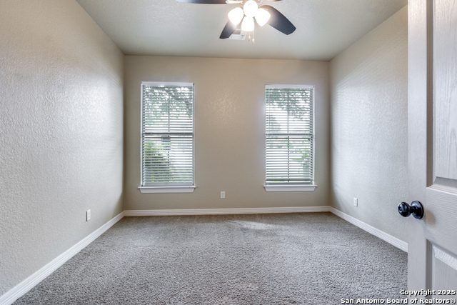 Image 20 of 25 For 205 Lone Tree