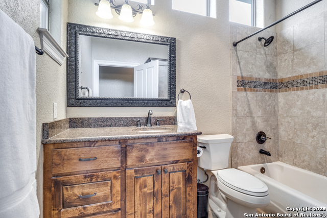 Image 21 of 25 For 205 Lone Tree