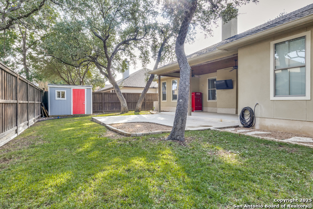 Image 24 of 25 For 205 Lone Tree