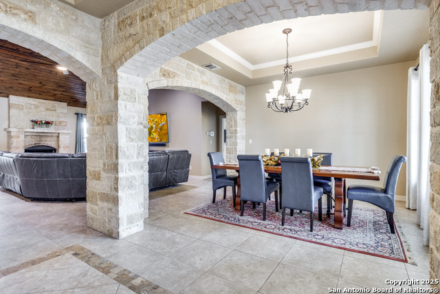 Image 5 of 25 For 205 Lone Tree