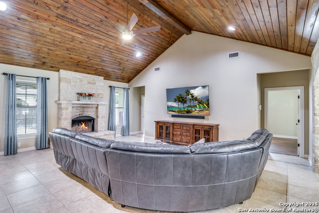 Image 6 of 25 For 205 Lone Tree