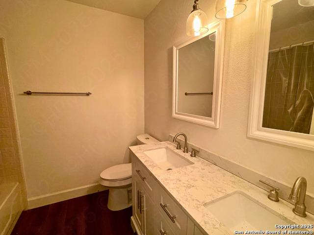 Image 12 of 17 For 7727 Broken Arrow