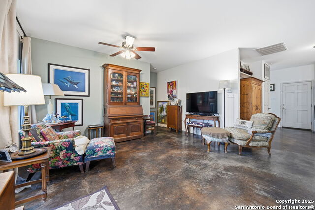 Image 20 of 49 For 3075 Rustler