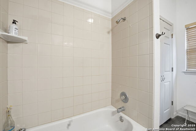 Image 33 of 49 For 3075 Rustler