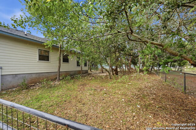 Image 40 of 49 For 3075 Rustler