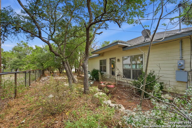 Image 41 of 49 For 3075 Rustler