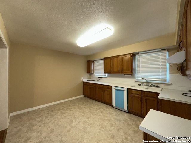 Image 14 of 17 For 631 Monticello