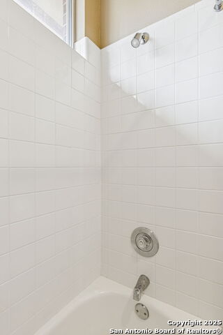 Image 34 of 49 For 25 Ryans Point