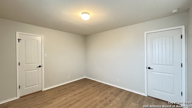 Image 30 of 37 For 11523 Peak N