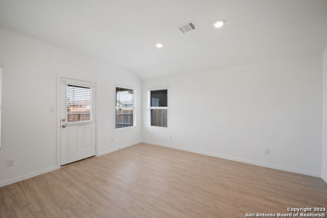 Image 16 of 32 For 6635 Brandy Path