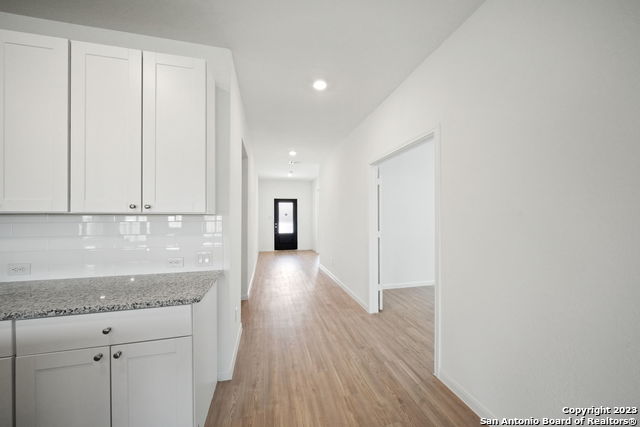 Image 5 of 32 For 6635 Brandy Path