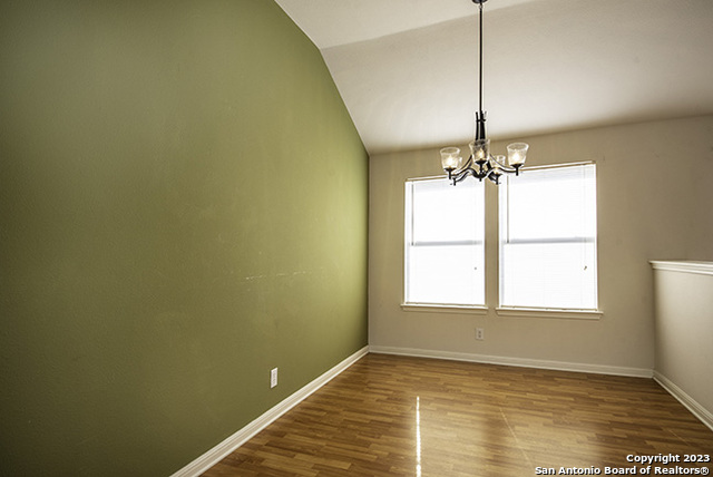 Image 11 of 24 For 8422 Whitebrush