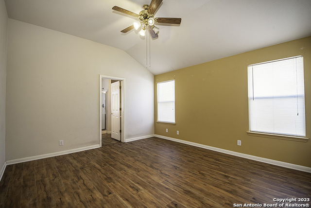 Image 15 of 24 For 8422 Whitebrush