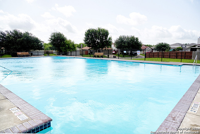 Image 24 of 24 For 8422 Whitebrush