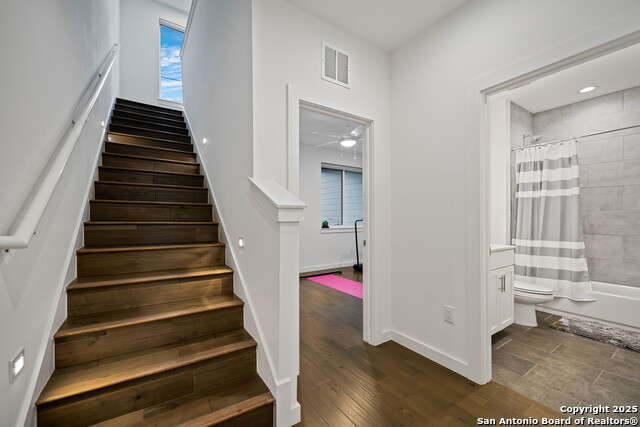 Image 14 of 20 For 102 Tendick Unit # 902