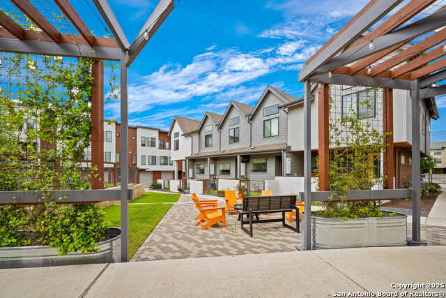 Image 18 of 20 For 102 Tendick Unit # 902