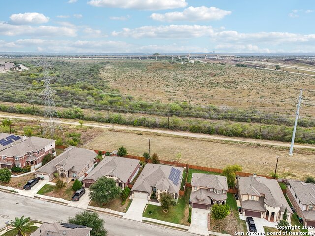 Listing photo id 44 for 4918 Winter Cherry