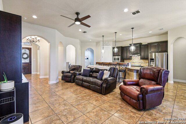 Listing photo id 6 for 4918 Winter Cherry