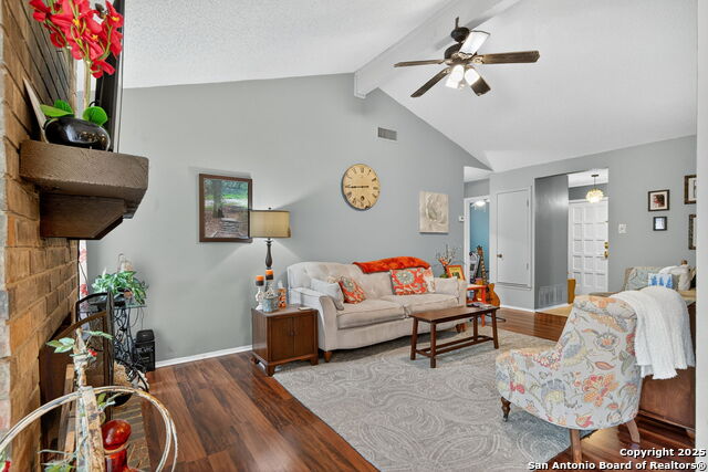 Image 4 of 31 For 6835 Hogans Trail