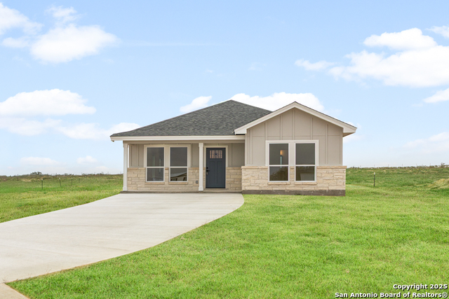 Details for 140 Camino Verde, La Vernia, TX 78121