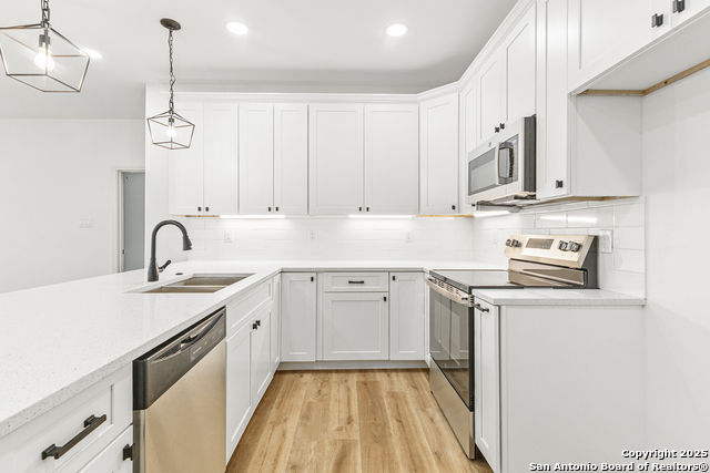 Image 13 of 35 For 140 Camino Verde