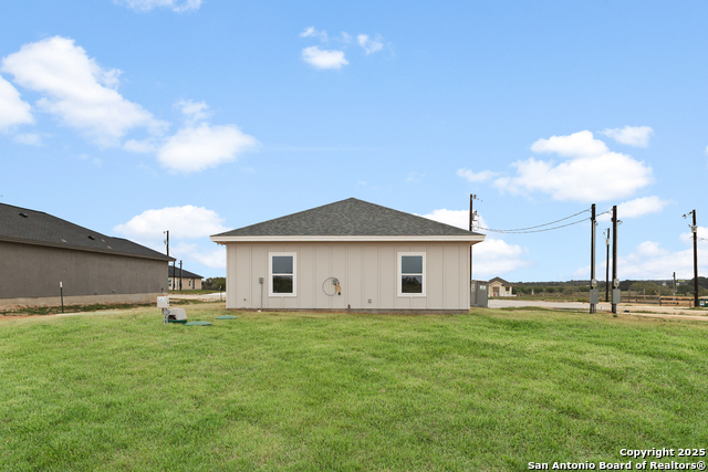 Image 23 of 35 For 140 Camino Verde