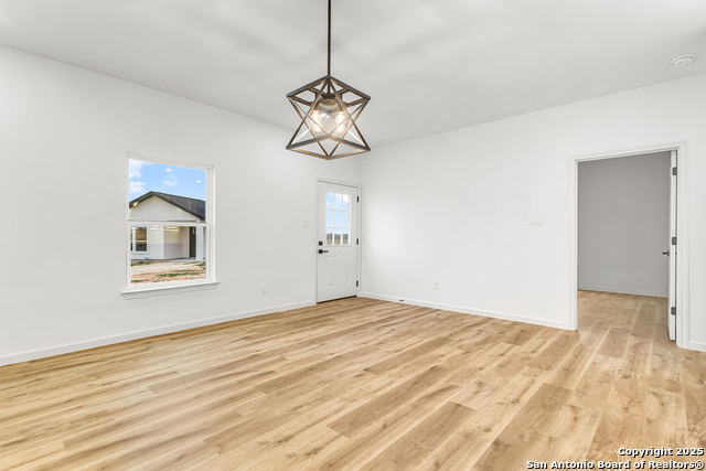 Image 9 of 35 For 140 Camino Verde