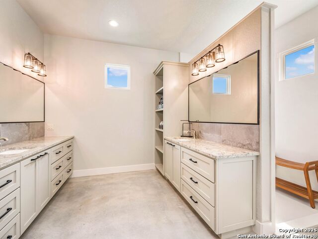 Listing photo id 28 for 497 Cypress Falls