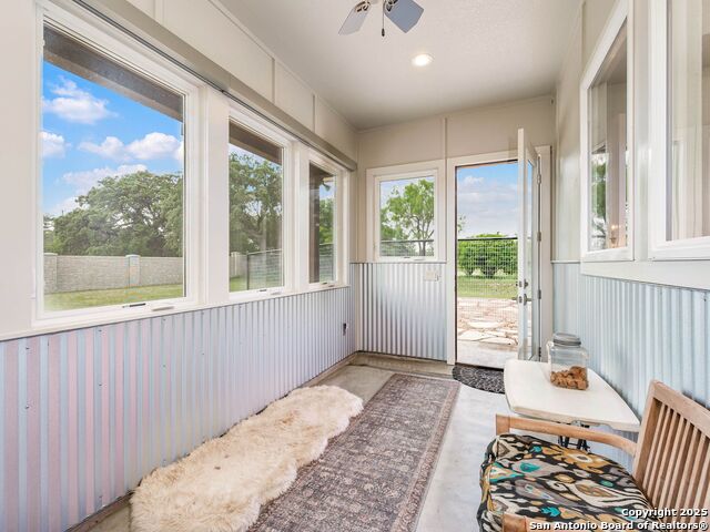 Listing photo id 33 for 497 Cypress Falls