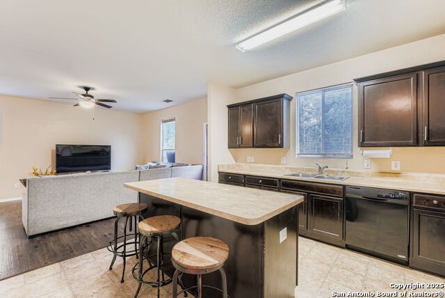 Image 9 of 21 For 9202 Brown Wl