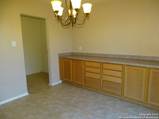 Image 15 of 39 For 153 Hinge Chase 101