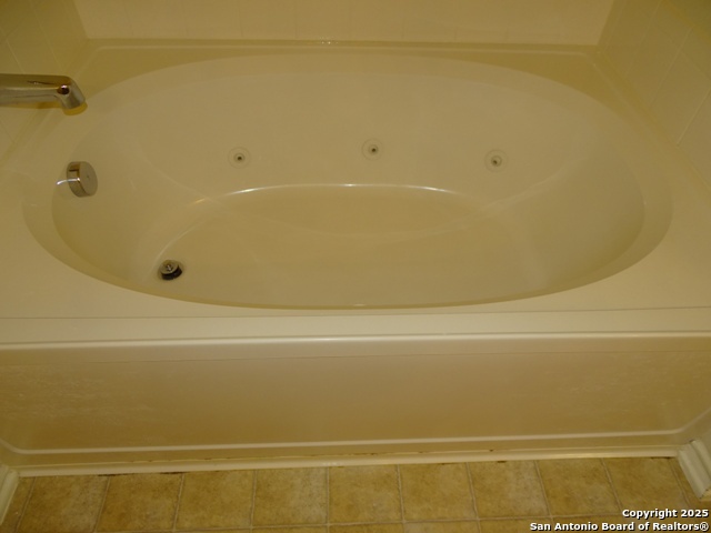 Image 23 of 39 For 153 Hinge Chase 101