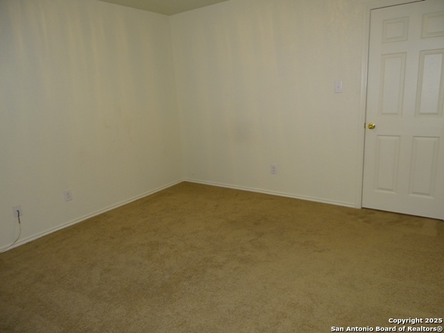 Image 33 of 39 For 153 Hinge Chase 101