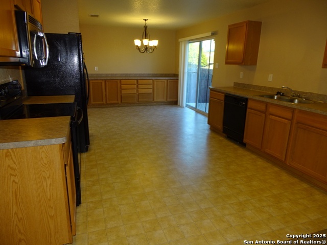 Image 8 of 39 For 153 Hinge Chase 101