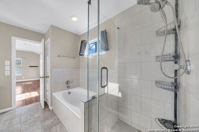 Image 17 of 26 For 8103 Heritage Park