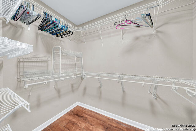 Image 18 of 26 For 8103 Heritage Park