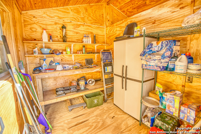 Image 25 of 46 For 255 Thunder Creek