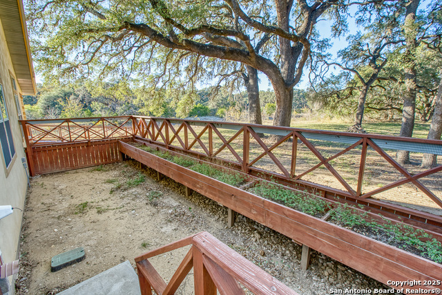 Image 33 of 46 For 255 Thunder Creek