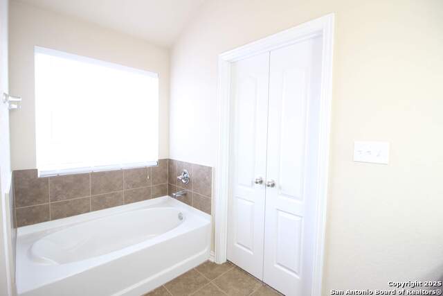 Image 19 of 22 For 12122 Dawes Point