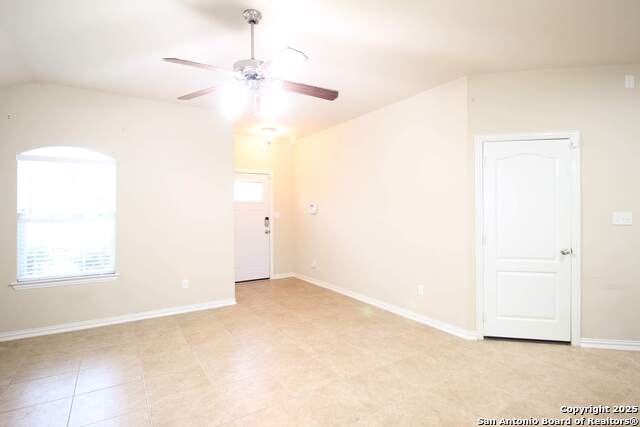 Image 4 of 22 For 12122 Dawes Point