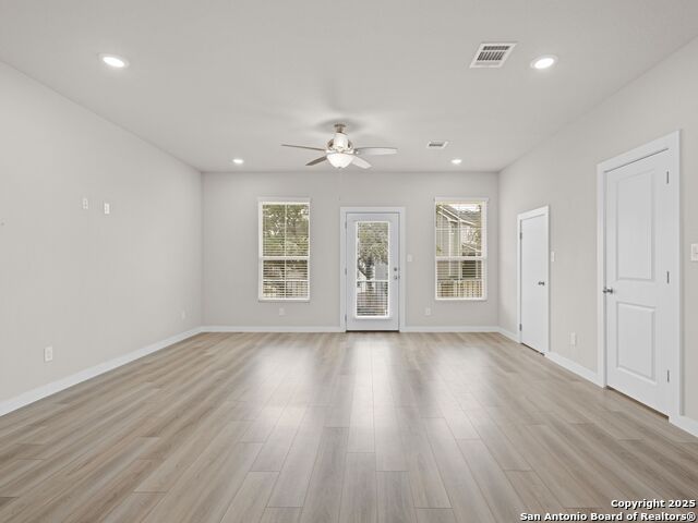 Image 10 of 30 For 21543 Sir Walter