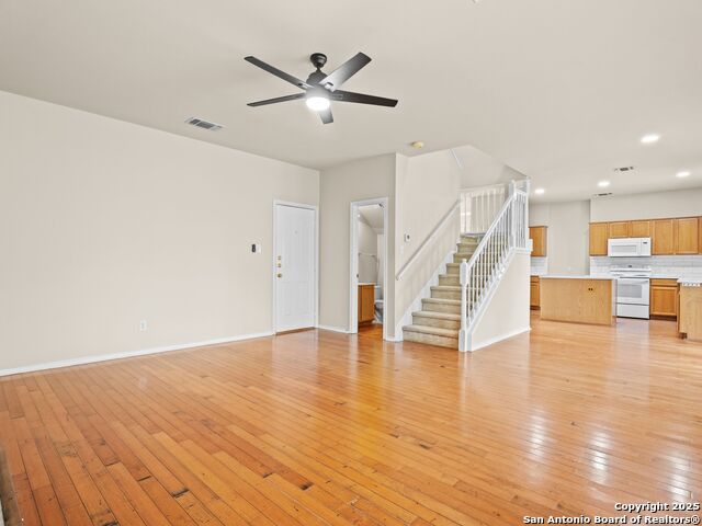 Image 10 of 31 For 511 Shannon Rose