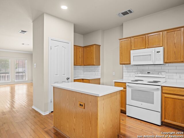 Image 14 of 31 For 511 Shannon Rose