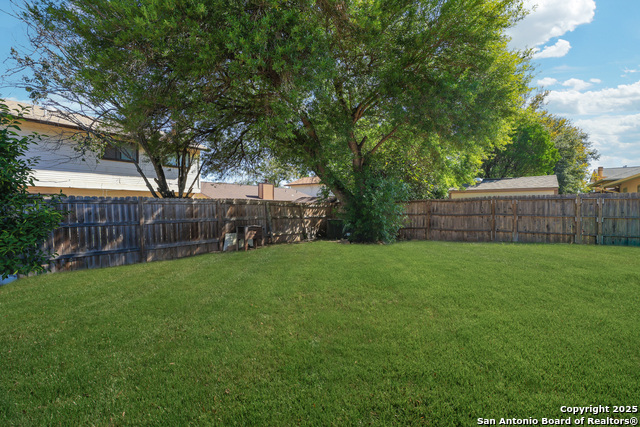 Image 20 of 22 For 1214 Weston