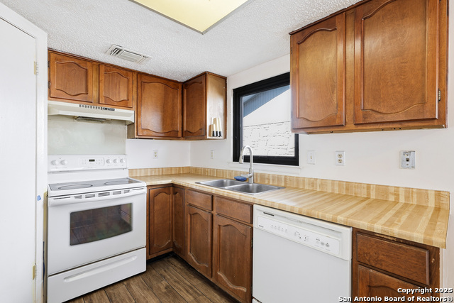 Image 9 of 22 For 1214 Weston