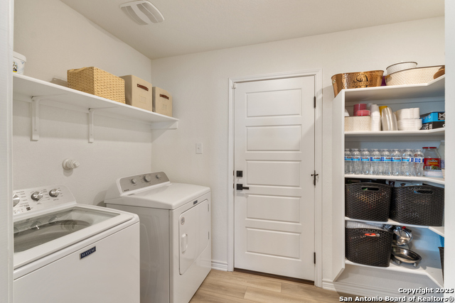 Image 31 of 33 For 3538 Silver Set