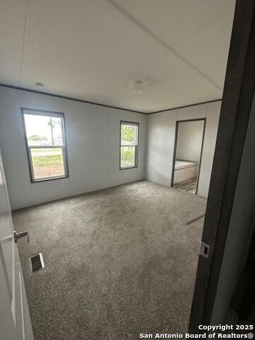 Image 10 of 14 For 13 Green Meadows